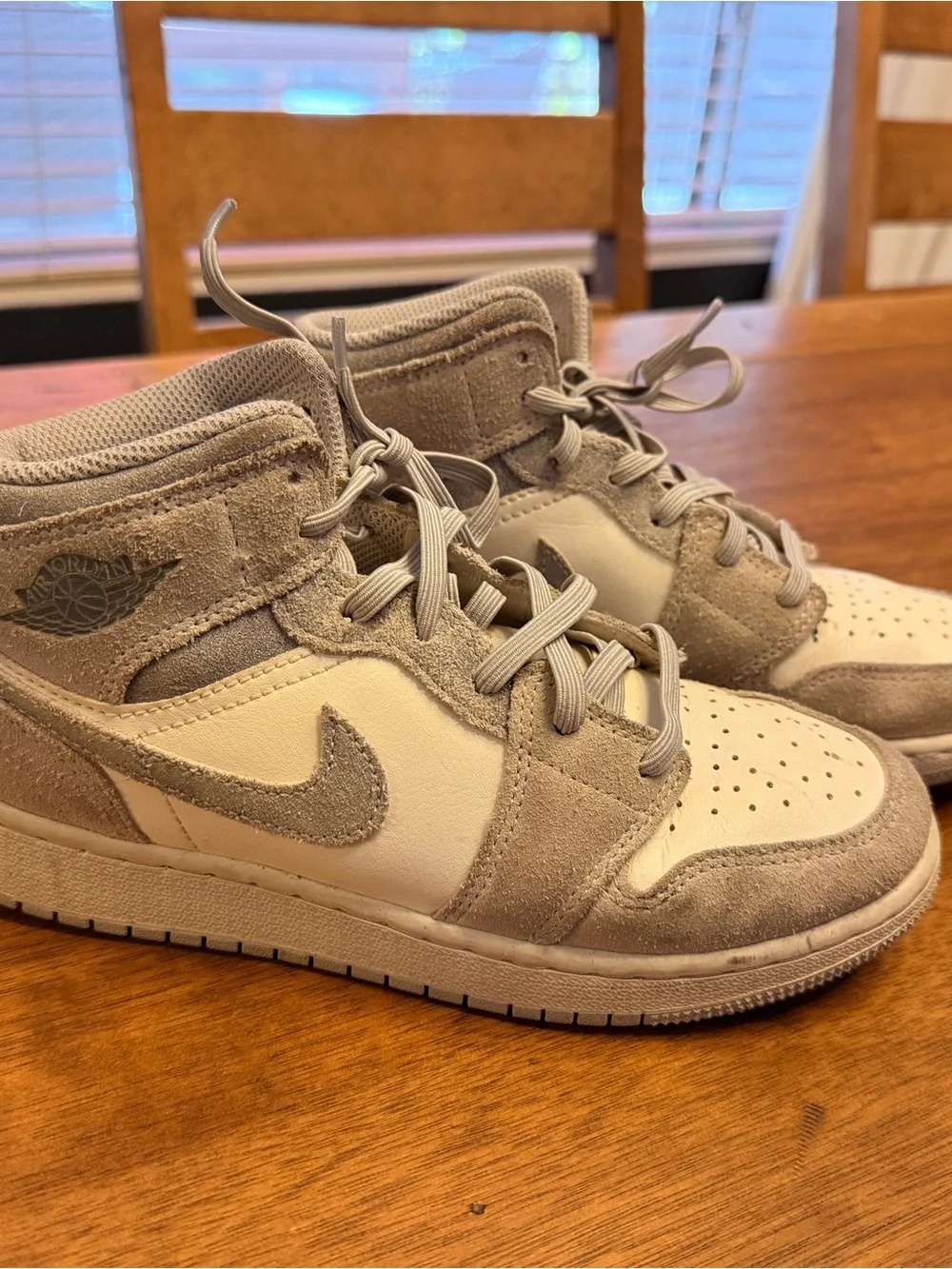 Nike Jordans Kids High-Top Sneakers in Grey and White